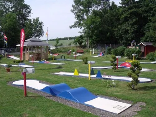 seecampderneburg-hollederneburg-nac8v