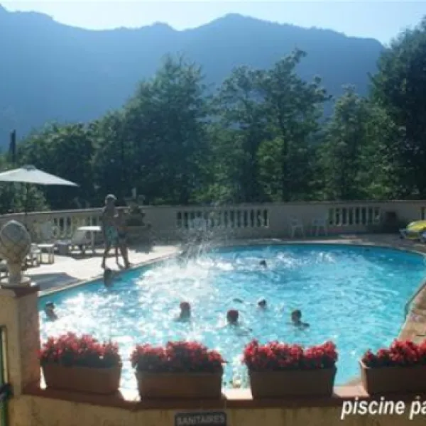 camping-domaine-st-martin-casteil-1cmkw