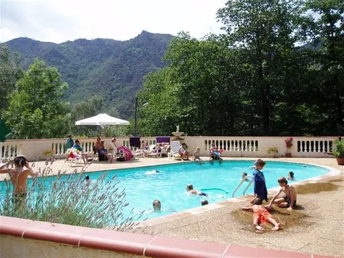 camping-domaine-st-martin-casteil-guhkb