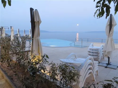 camping-marina-labin-qj2ex