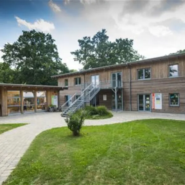 ferienpark-seehof-seehof-bei-schwerin-awwwq