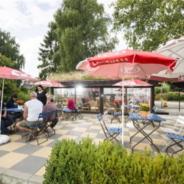 ferienpark-seehof-seehof-bei-schwerin-hle4x