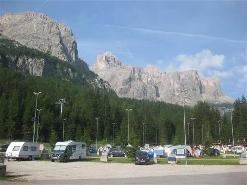 camping-colfosco-corvara-qsjdf