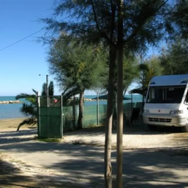 camping-villaggio-calypso-cupra-marittima-4zo4z