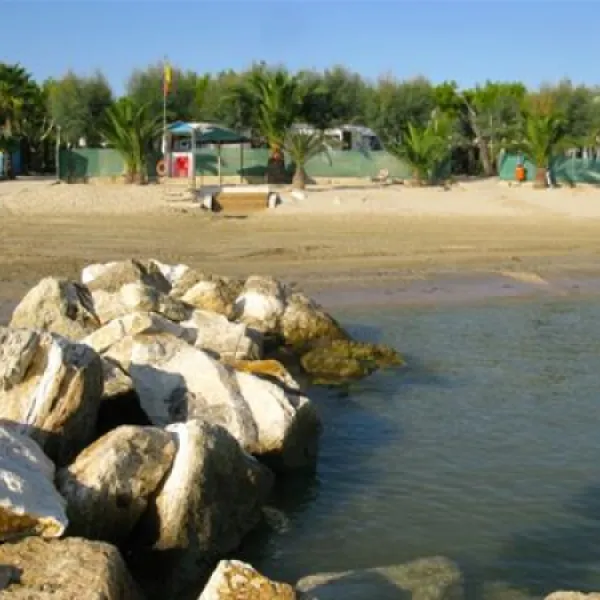 camping-villaggio-calypso-cupra-marittima-i8zeu