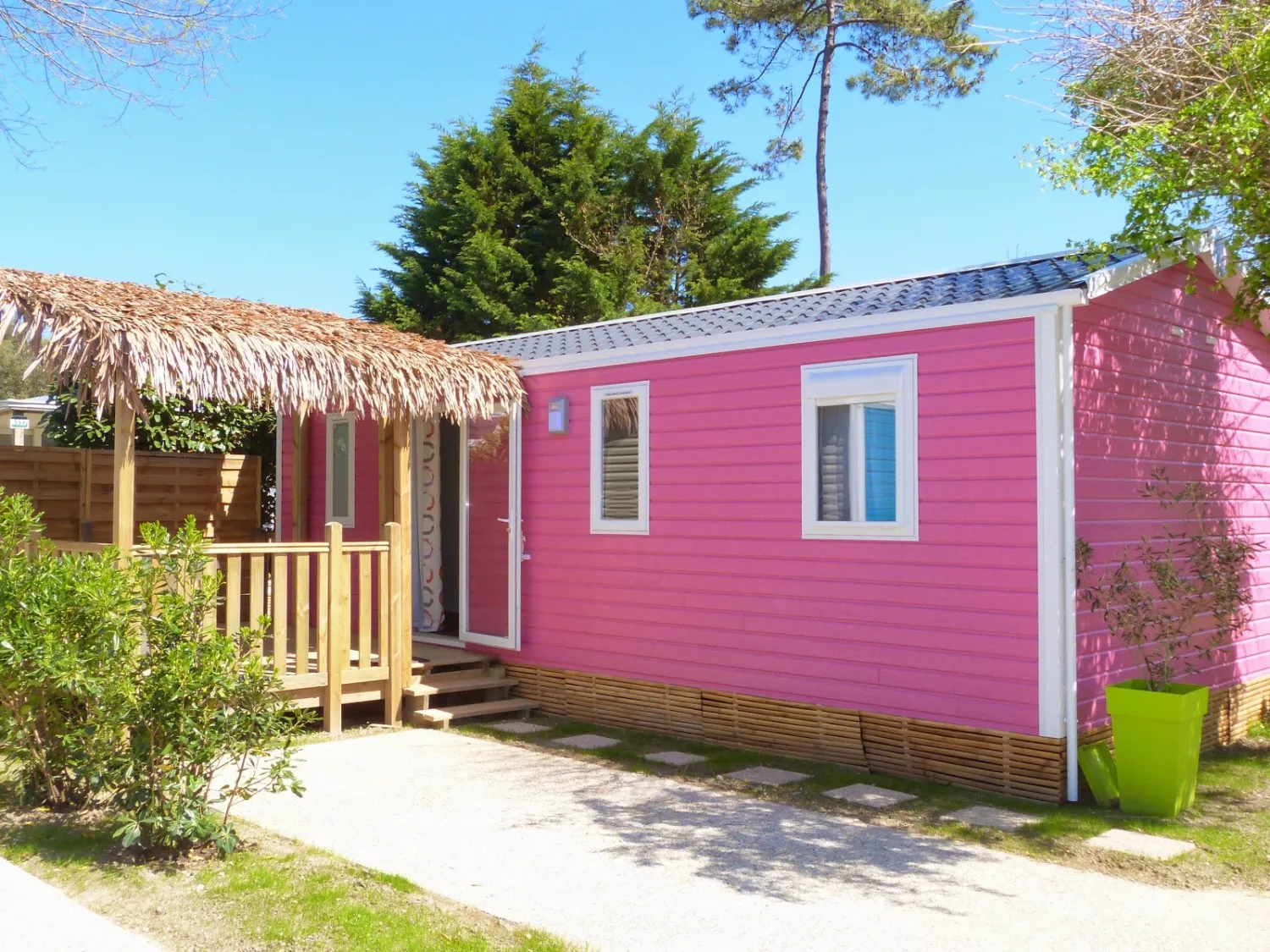 camping-le-tahiti-st-palais-sur-mer-rsflp