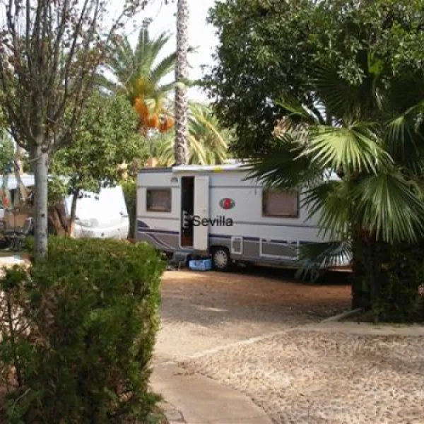 camping-villsom-cazalla-de-la-sierra-icmzg