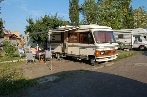 camping-apollo-baile-felix-omfks