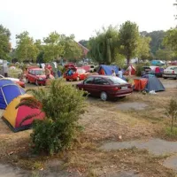camping-apollo-baile-felix-qb0gt