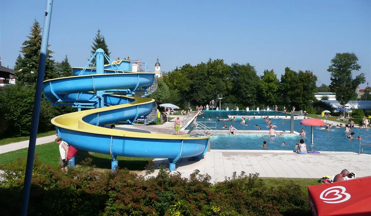 naturcamping-am-freibad-uffenheim-8kuub