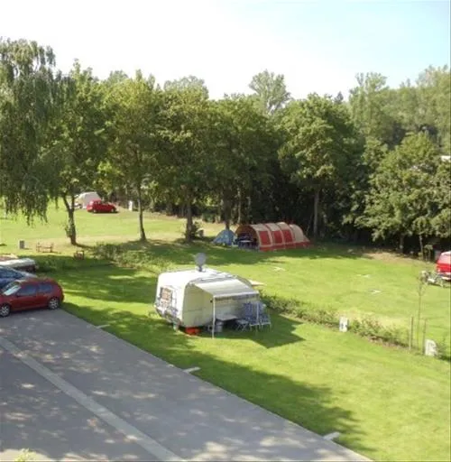 naturcamping-am-freibad-uffenheim-aimkl