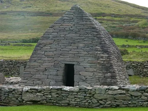 oratory-house-camping-gallarus-wvv3c