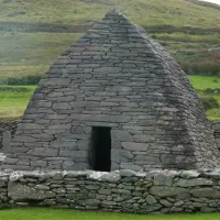 oratory-house-camping-gallarus-wvv3c