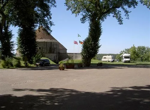 camping-municipal-navarre-langres-dfaaj