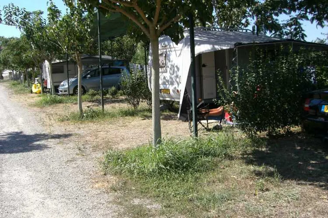 campsite-finikes-finikounda-stgki