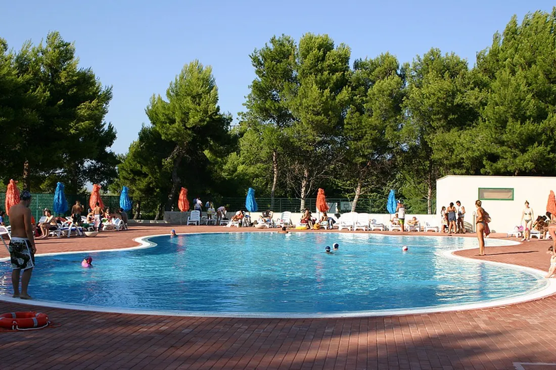 camping-spiaggia-lunga-santa-maria-di-merino-bei-vieste-0q4qn