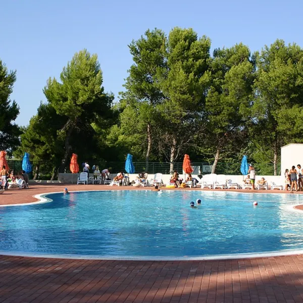 camping-spiaggia-lunga-santa-maria-di-merino-bei-vieste-0q4qn