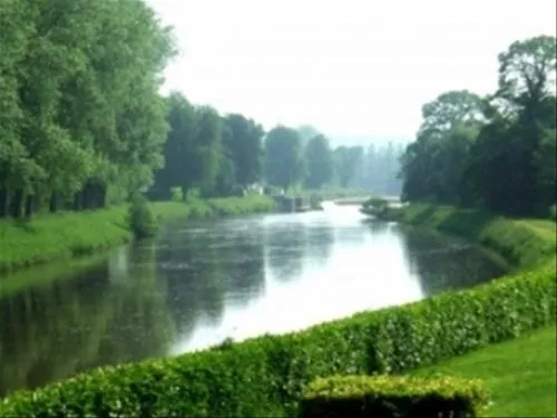 la-pointe-camping-saint-coulitz-uwazd