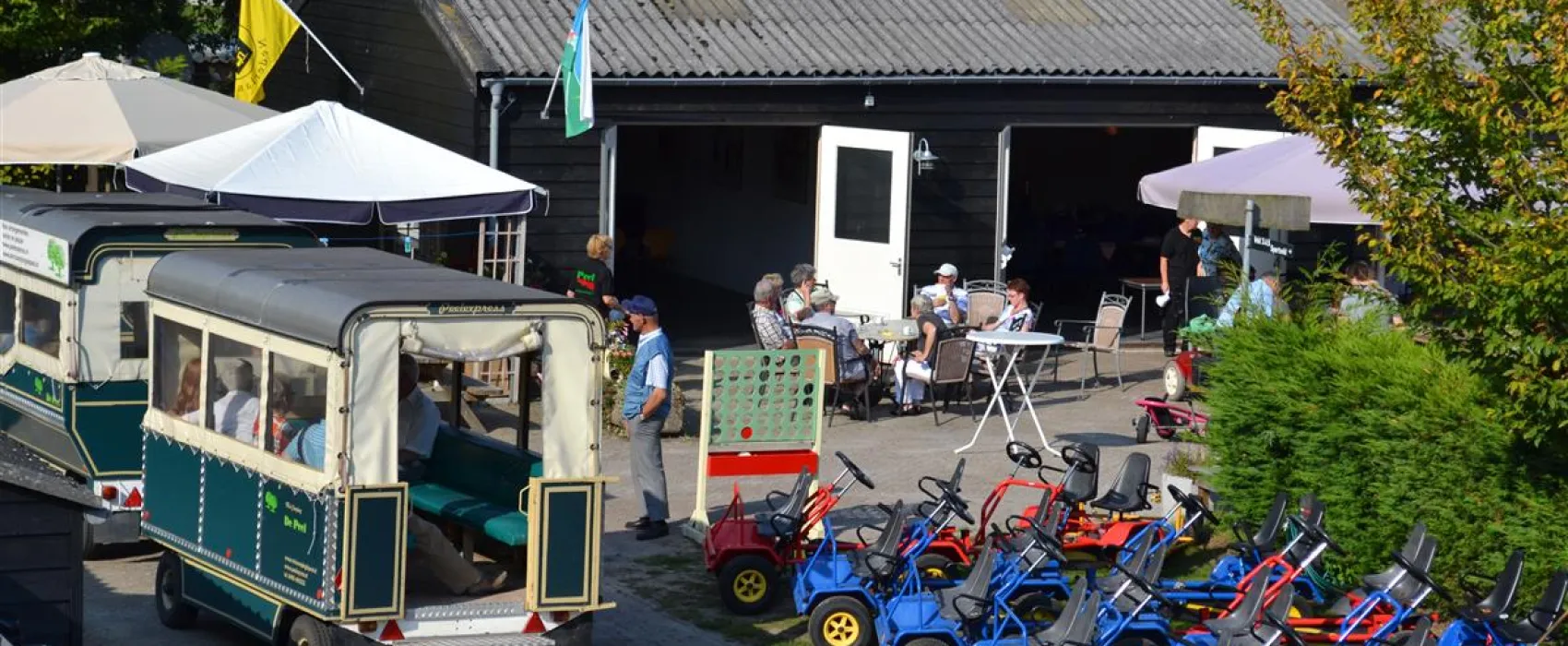 Camping De Peel