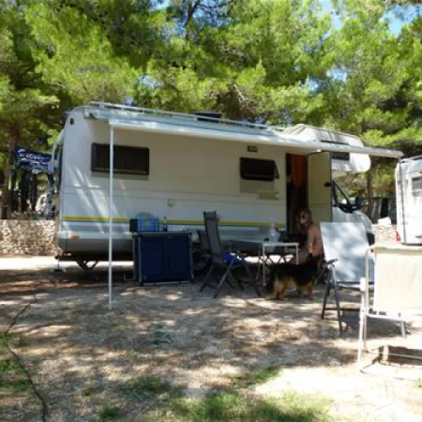 camping-jezera-lovisca-jezera-kd0mi