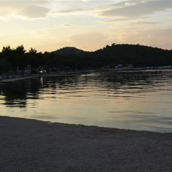 camping-jezera-lovisca-jezera-oqvqj