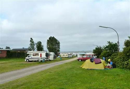 camping-seeblick-husum-ot-schobll-cyphy