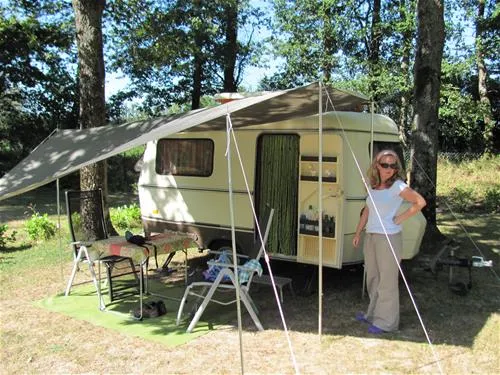 flower-camping-les-etangs-aubigny-sur-nere-r0mzn