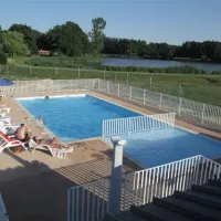 flower-camping-les-etangs-aubigny-sur-nere-utmjk