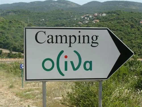 camping-oliva-bar-5fpfv