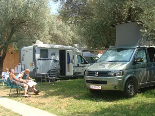 camping-oliva-bar-nu3rw