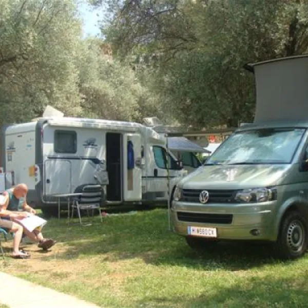 camping-oliva-bar-nu3rw