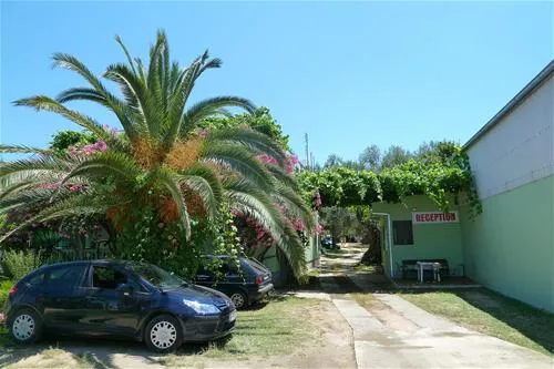 camping-oliva-bar-owfow
