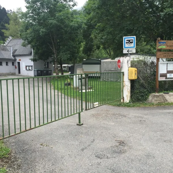camping-caravaneige-municipal-de-bagneres-artigues-campan-pyjxg