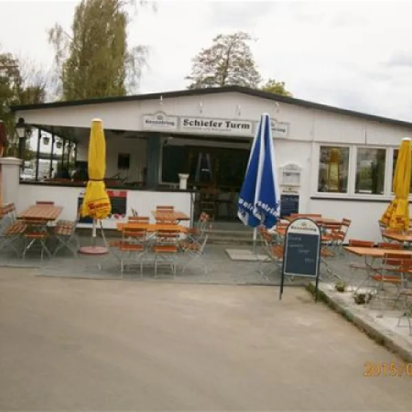 camping-schiefer-turm-kitzingenhohenfeld-giirg