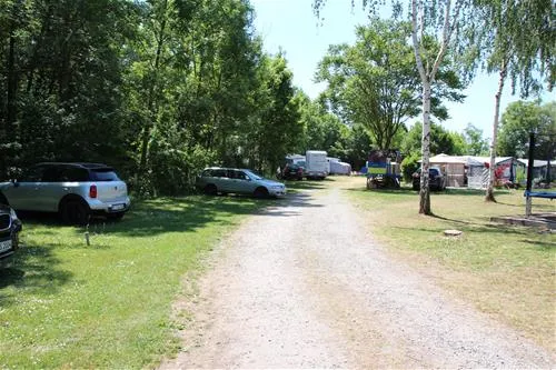 camping-schiefer-turm-kitzingenhohenfeld-mbc2b
