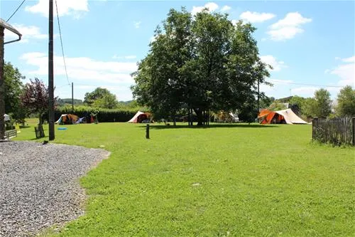 domaine-la-valade-vigeois-yrxy1