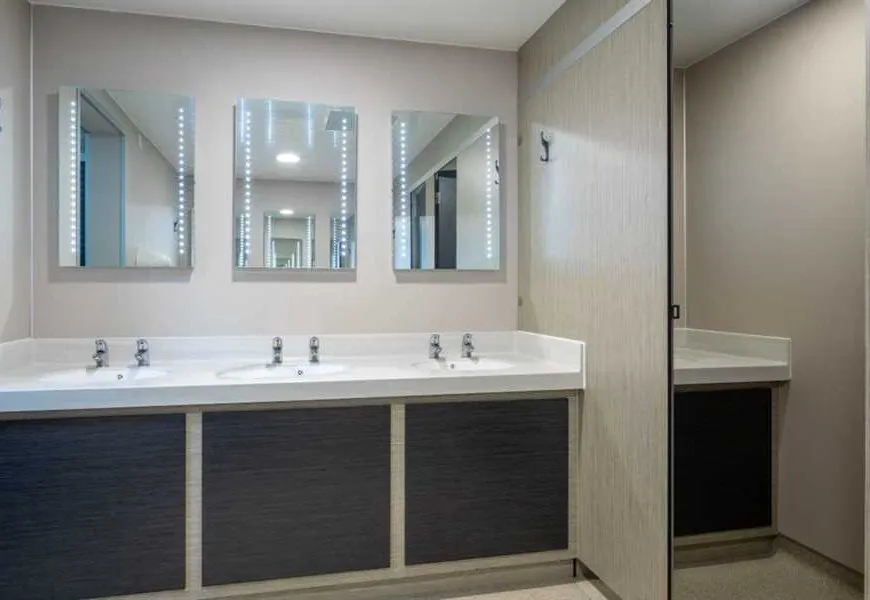 vale-of-pickering-caravan-park-pickering-vinjb