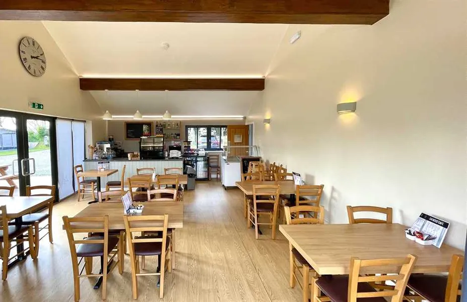 vale-of-pickering-caravan-park-pickering-w2h7s