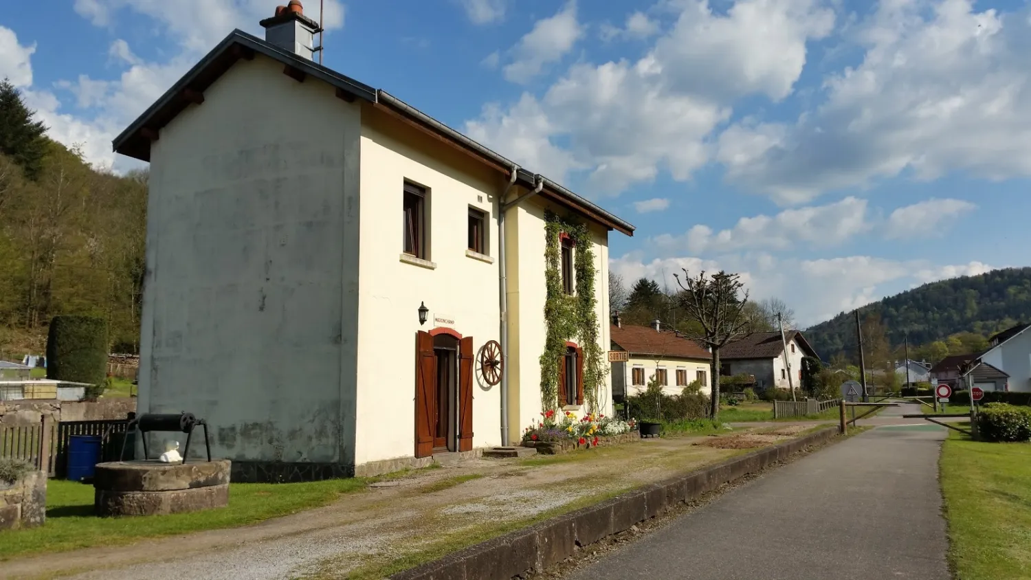 camping-le-pont-de-maxonchamp-rupt-sur-moselle-mpny3