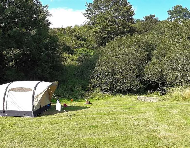 argoed-meadow-camping-caravan-park-newcastle-emlyn-eth2k