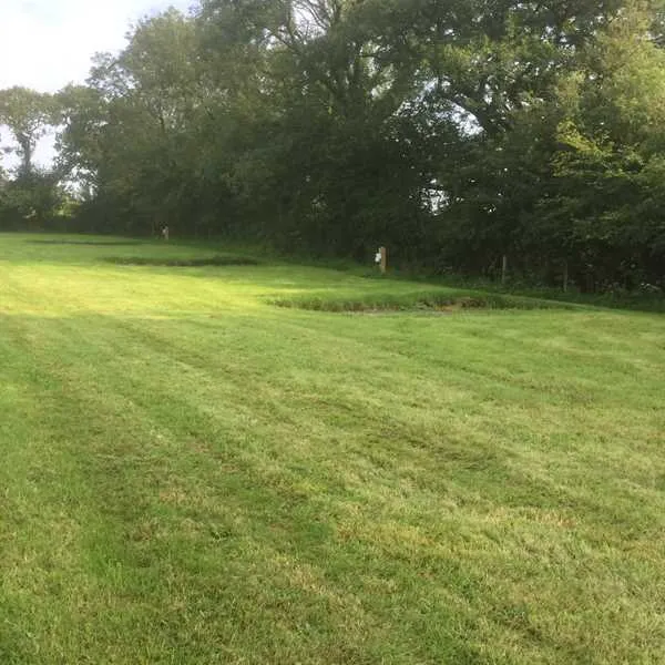 argoed-meadow-camping-caravan-park-newcastle-emlyn-iiwyt