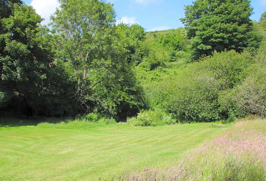 argoed-meadow-camping-caravan-park-newcastle-emlyn-r9jzg