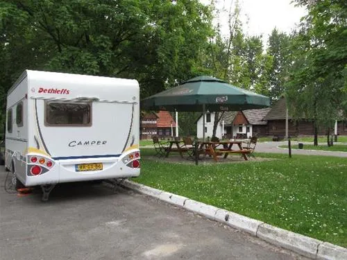 camping-pastewnik-przeworsk-v3efk