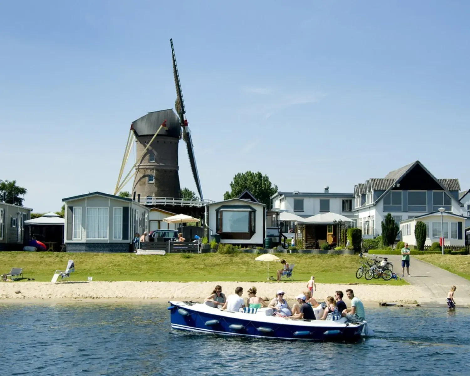 het-molenstrand-maasbommel-zy2wi