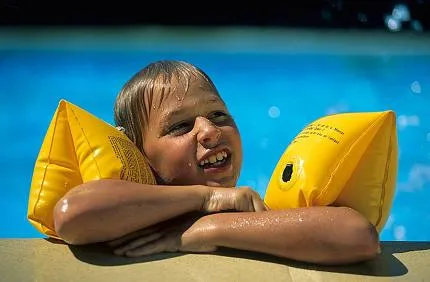 camping-surchauffant-jura-qczyv