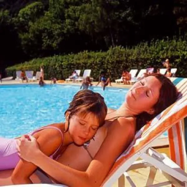 camping-surchauffant-jura-qlypa