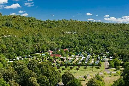 camping-surchauffant-jura-yzj5w