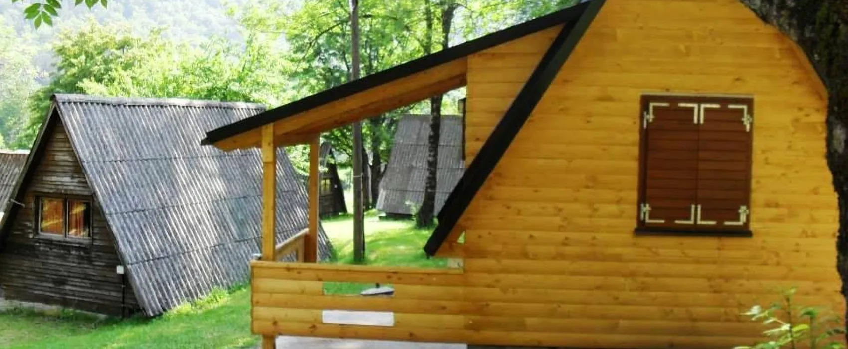 Kamp Unis Ishrana