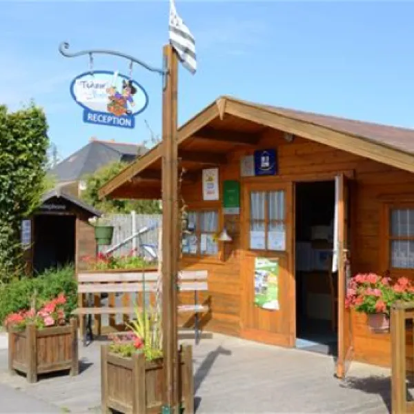 camping-le-tenzor-de-la-baie-cherrueix-72fqp