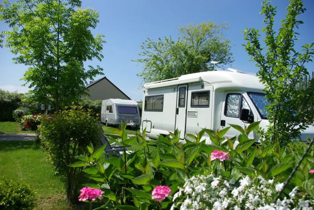 camping-le-tenzor-de-la-baie-cherrueix-bb4b4